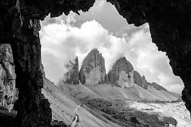 Fenster zu den drei Zinnen / Drei Zinnen von Tine Depré