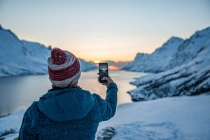 Sonnenuntergang am Erstfjord bei Tromso zum Bilder machen