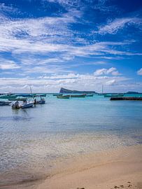 Île Maurice - Vue depuis la plage de Cap Malheureux sur t.ART