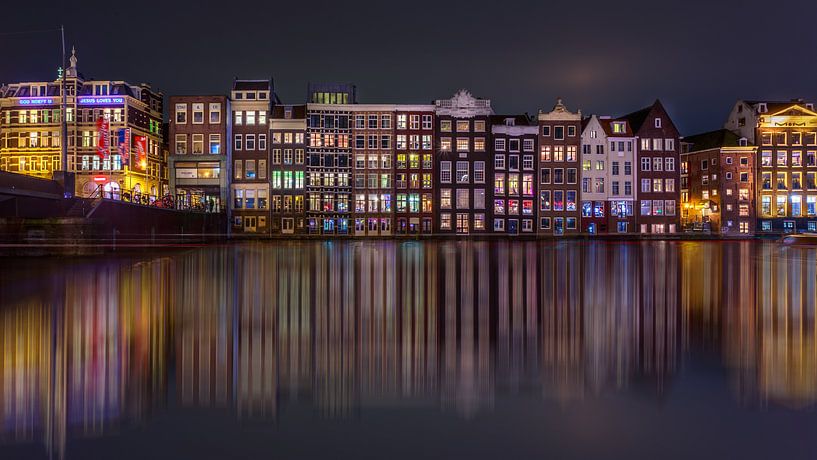 Damrak Reflection Amsterdam par Michael van der Burg