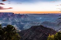 Grand Canyon net voordat de zon opkomt von Remco Bosshard Miniaturansicht