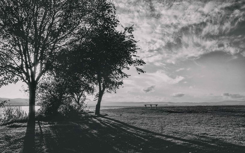 The coast of Inverness in Scotland. In the evening at sunset in wonderful idyll and solitude. by Jakob Baranowski - Photography - Video - Photoshop