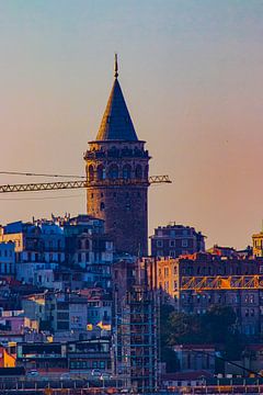 Galata tower by Oguz Özdemir