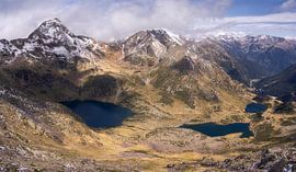 Les lacs de Tristaina dans les Pyrénées, en Andorre sur PhotoCluster