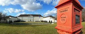 Schloss Bellevue Berlin mit historischem Feuermelder