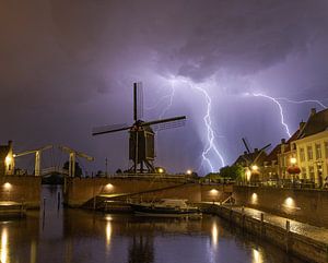 BOEM!! Prachtige ontlading nabij Heusden NB
