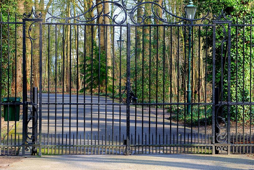 Koninklijk hek Lage Vuursche van Inge Hogenbijl