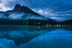 Lever de soleil sur le lac Emeraude, Canada sur Henk Meijer Photography