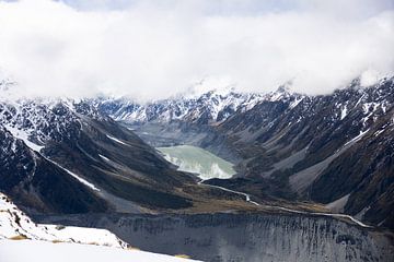 Mueller Hut Route: hiking trail to Heaven by Ken Tempelers