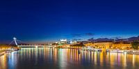Bratislava in Slowakije in de avond van Werner Dieterich thumbnail