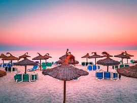 Zonsondergang bij de zee in Mallorca