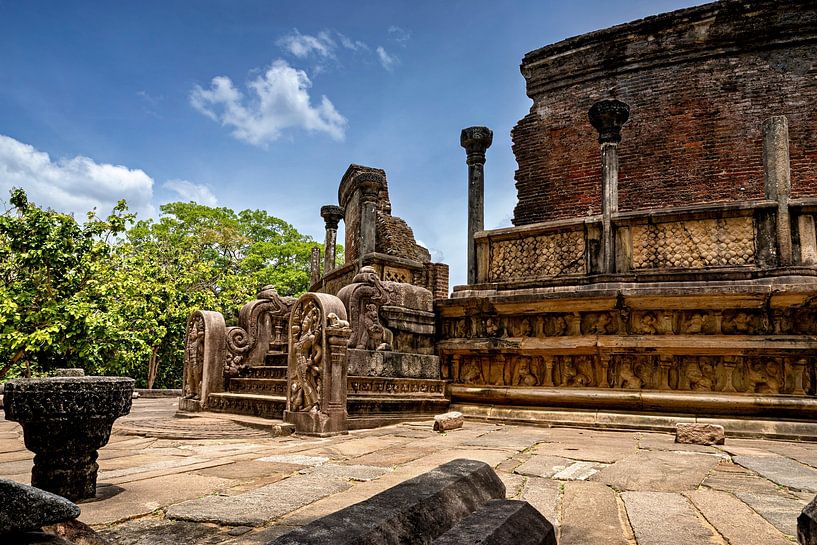 Die Tempelruinen von Polonnaruwa in Sri Lanka von Roland Brack