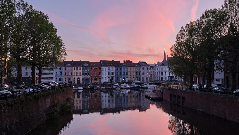Portus Ganda aan de Leie in Gent, België van Lemayee