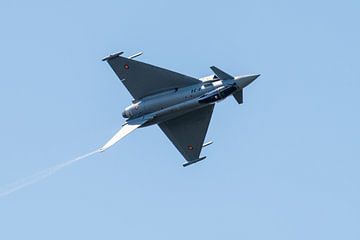 Eurofighter Typhoon onderste boven van Wim Stolwerk