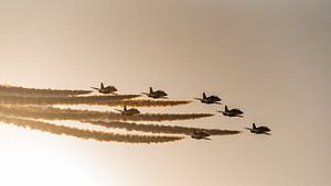 Flugschau mit Flugstaffel und Raucheffekt