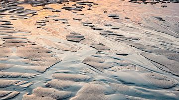 Textuur door de natuur kunst op het strand