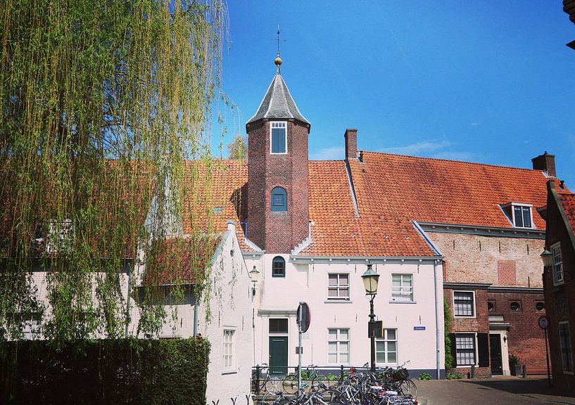 View of historical old town of Amersfoort, Netherlands van Daniel Chambers