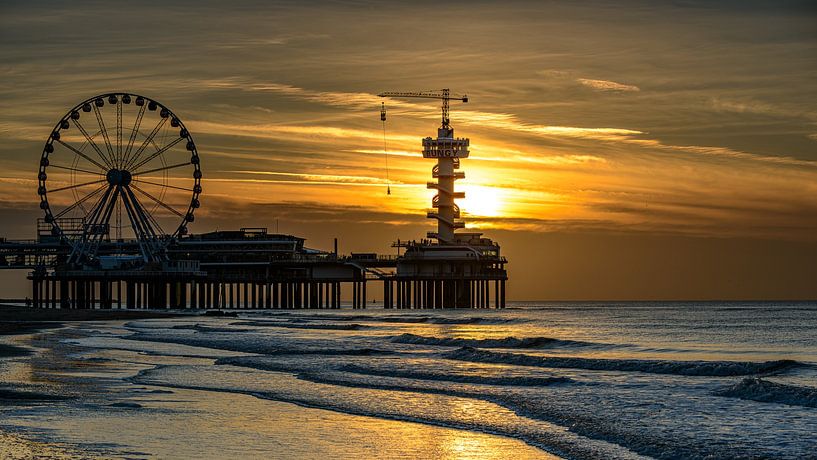 Sunset at Scheveningen Pier. by Jaap van den Berg
