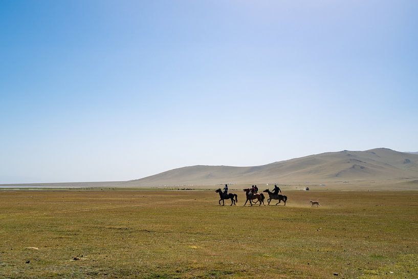 Reiter am Song-Kul-See von Mickéle Godderis