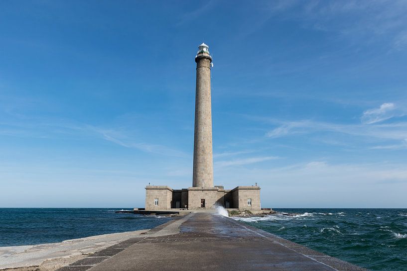Tough lighthouse of Gatteville in Normandy by Patrick Verhoef