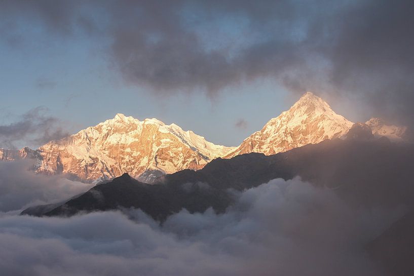 Sonne bricht durch die Wolken in Annapurna | Nepal von Photolovers reisfotografie
