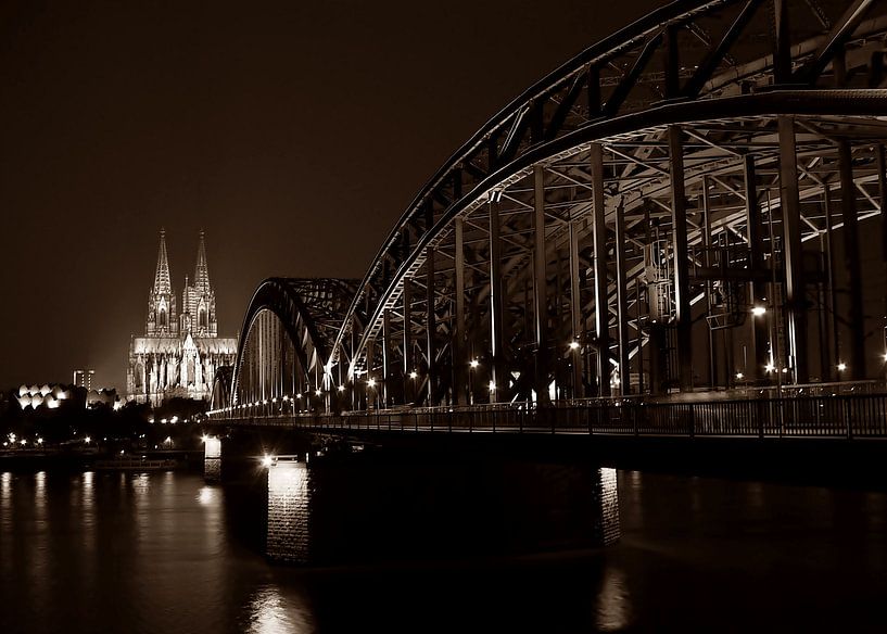 Köln bei Nacht by Gabi Siebenhühner