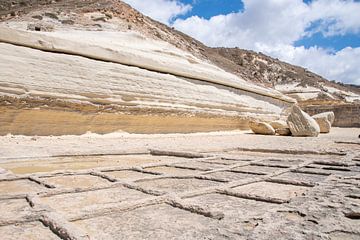 Rocks of Salt in Malta van Manon Verijdt