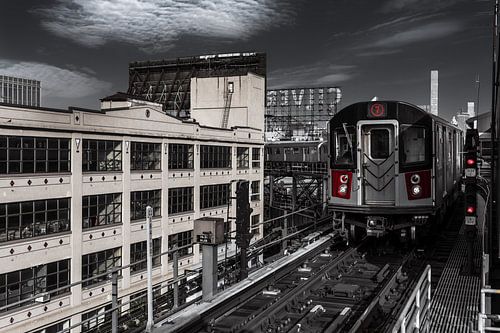 Subway Line 7 in Queens