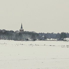 Toren van Rolde in winterlandschap by 10a Boes