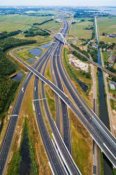 Luftbildaufnahmen von Straßennetz und Infrastruktur