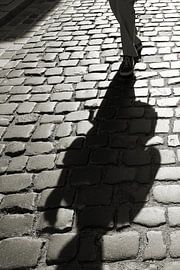 Schaduw van een aankomend persoon van Heiko Kueverling