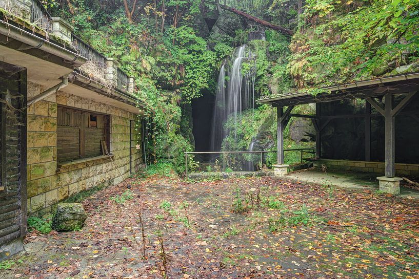 Lost Place Amselfallbaude en Suisse saxonne par Michael Valjak