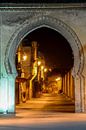 Arabische poort te Meknes van Ton de Koning thumbnail