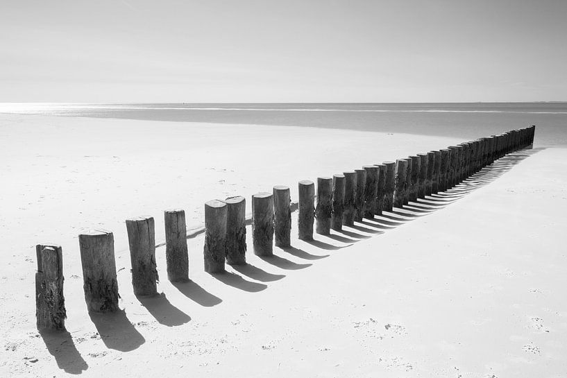 Ameland Breakwater by Richard Gilissen