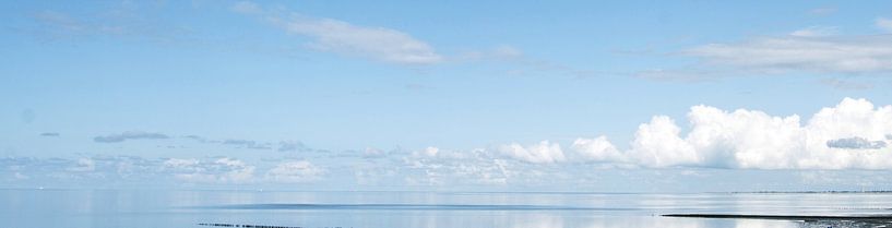 the North Sea coast 3 (widescreen photo) by Norbert Sülzner