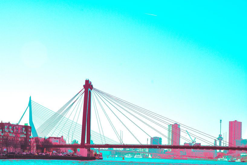 Rotterdam - Willemsbrug en omgeving - in rood/groen tinten by Ineke Duijzer