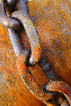 Rusty ship chain.