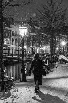 Leiden - Een avondwandeling door de sneeuw van Reezyard