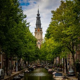 Amsterdam | Staalmeestersbrug avec vue sur la Zuiderkerk sur Mark Zoet