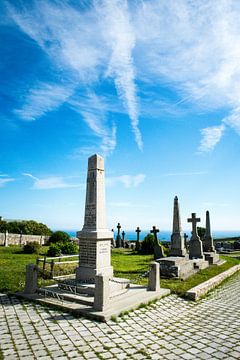 Heroes in stone by Amadeo Truzzu