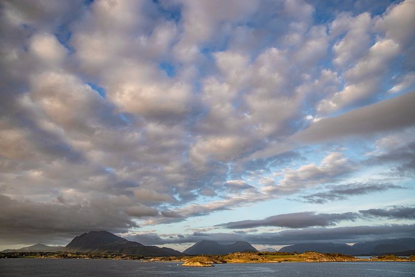 Sunset off the Norwegian coast by Corine Maas