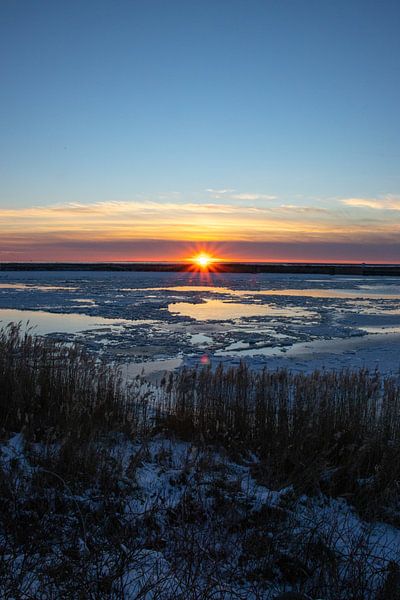 Sunset on the IJsselmeer by Marnix Pro