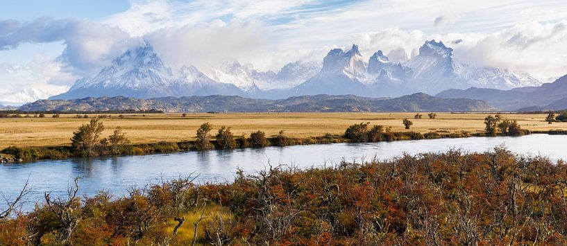 Die Weite des Torres Del Paine in Patagonien von Krijn van der Giessen