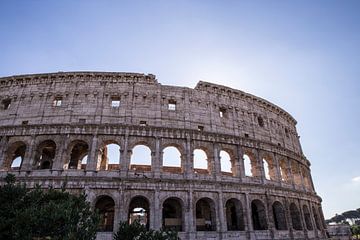 Kolosseum in Rom mit Hintergrundbeleuchtung