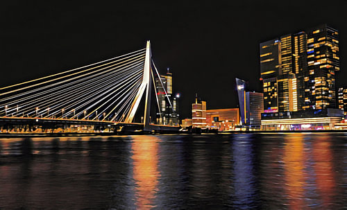 Erasmusbrücke und Skyline von Rotterdam