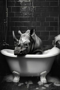 Rhinocéros dans la baignoire - un tableau de salle de bains unique pour vos toilettes sur Felix Brönnimann