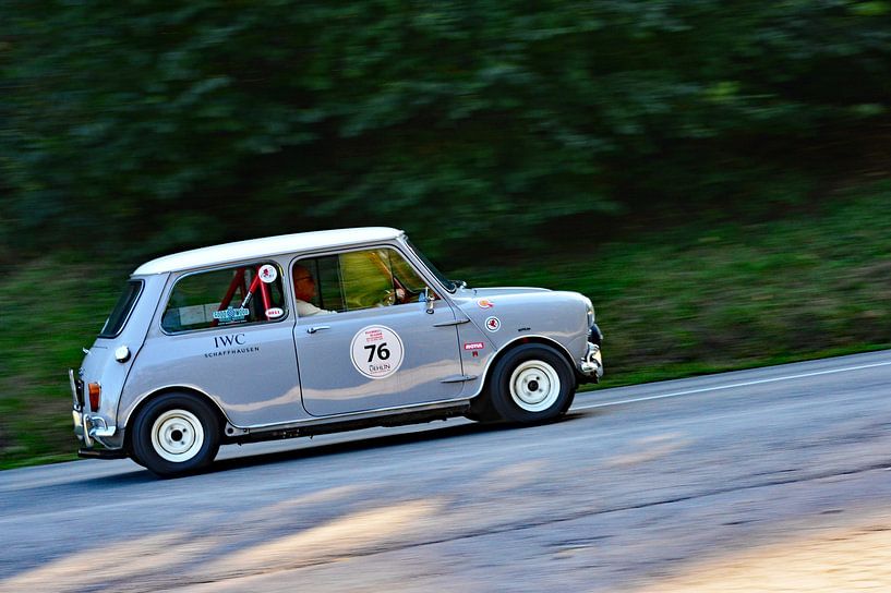 Austin Mini Cooper S on the Hill - Eggberg Klassik 2019 by Ingo Laue