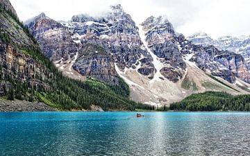 In the valley of the Ten Peaks ....... sur Robert Van Der Linde