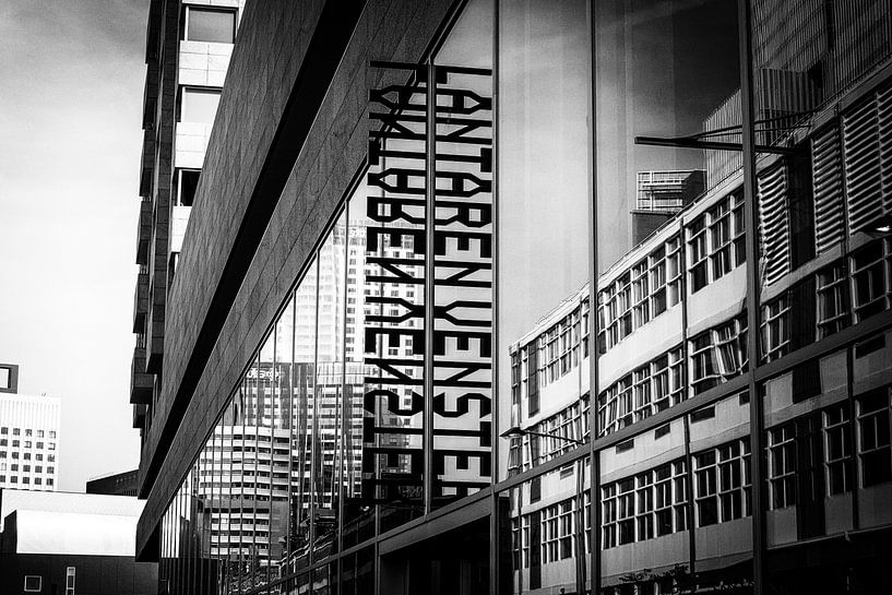 LantarenVenster Rotterdam by Diana Kievit