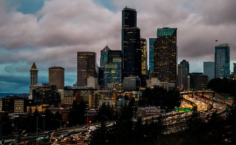 Seattle by Hello Pompoyo